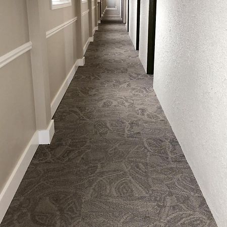 Seasons Inn ハリファックス エクステリア 写真