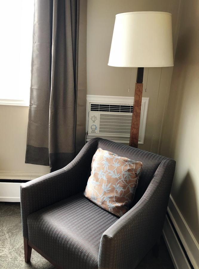 Seasons Inn ハリファックス エクステリア 写真